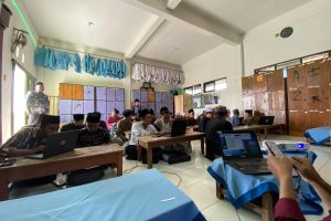 Pelatihan dan Pendampingan Penggunaan Aplikasi SIATA di Pesantren Hamalatul Qur’an